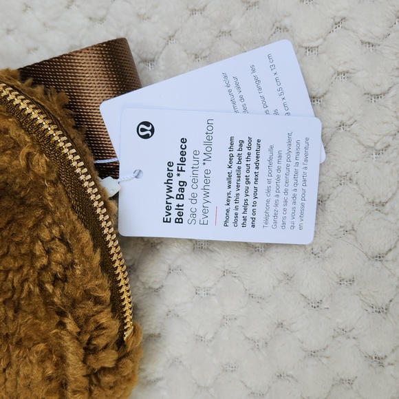 Nwt Lululemon Everywhere Belt Bag *Fleece - Picture 11 of 13